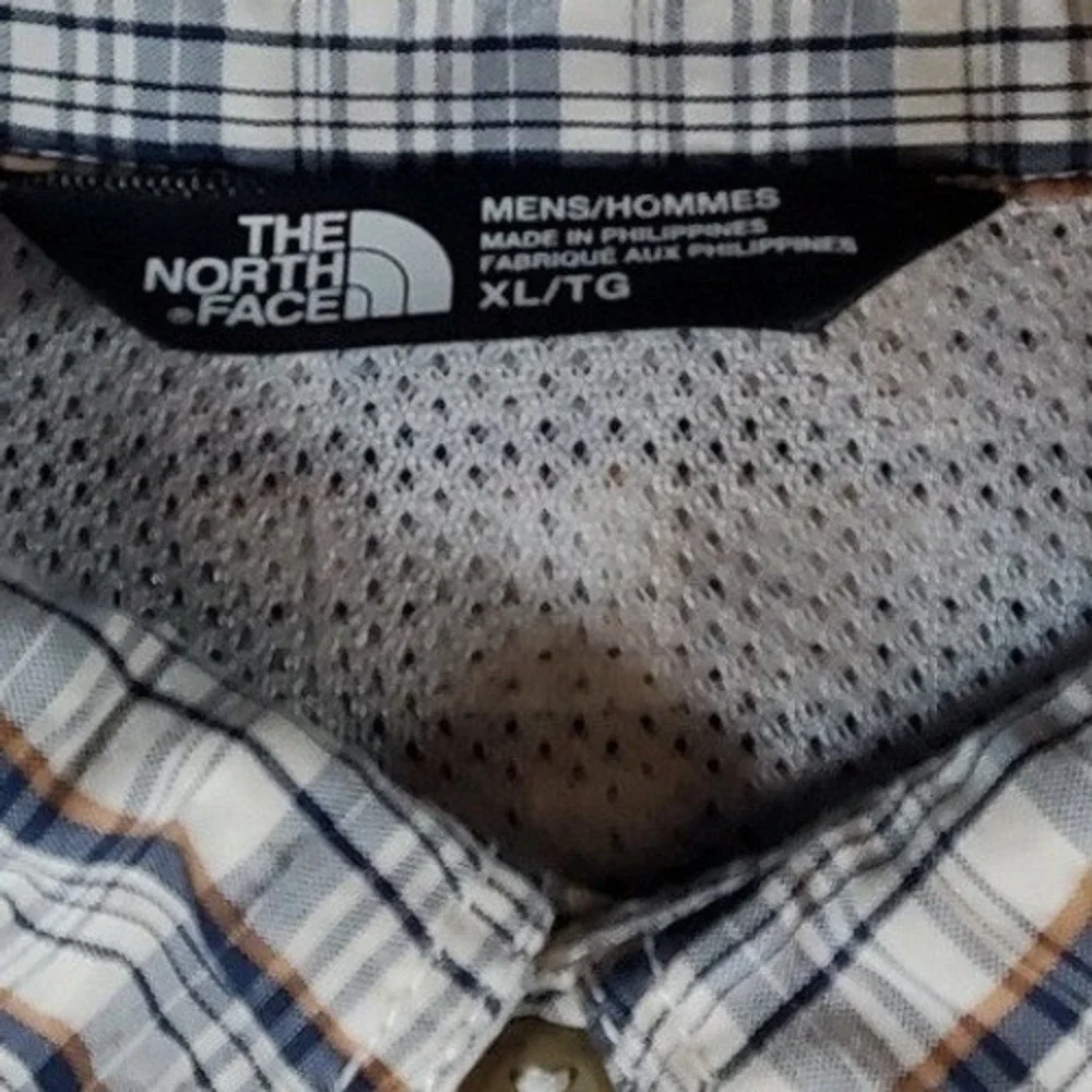 The North Face Men's XL Plaid Hiking Shirt Short Sleeve Blue Orange 196029